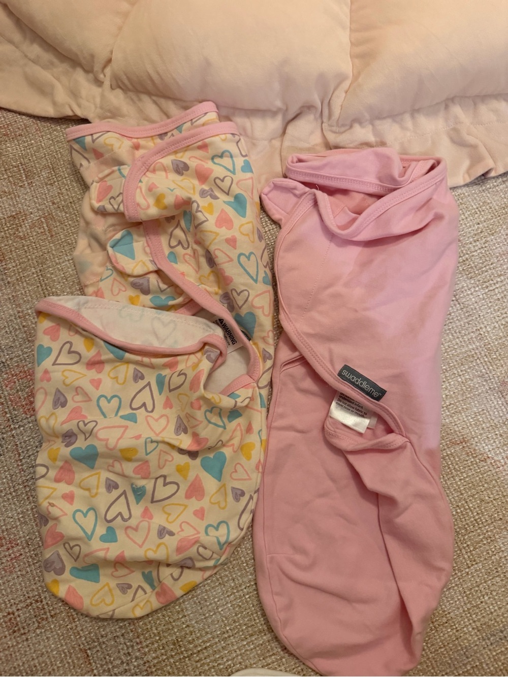 SwaddleMe Pink Solid and Pastel Heart Swaddle Set